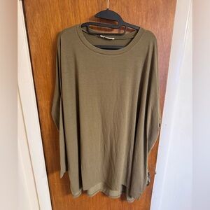 Zenana Outfitters Khaki Long Sleeve Top Pullover Size 1X Gently Used Condition